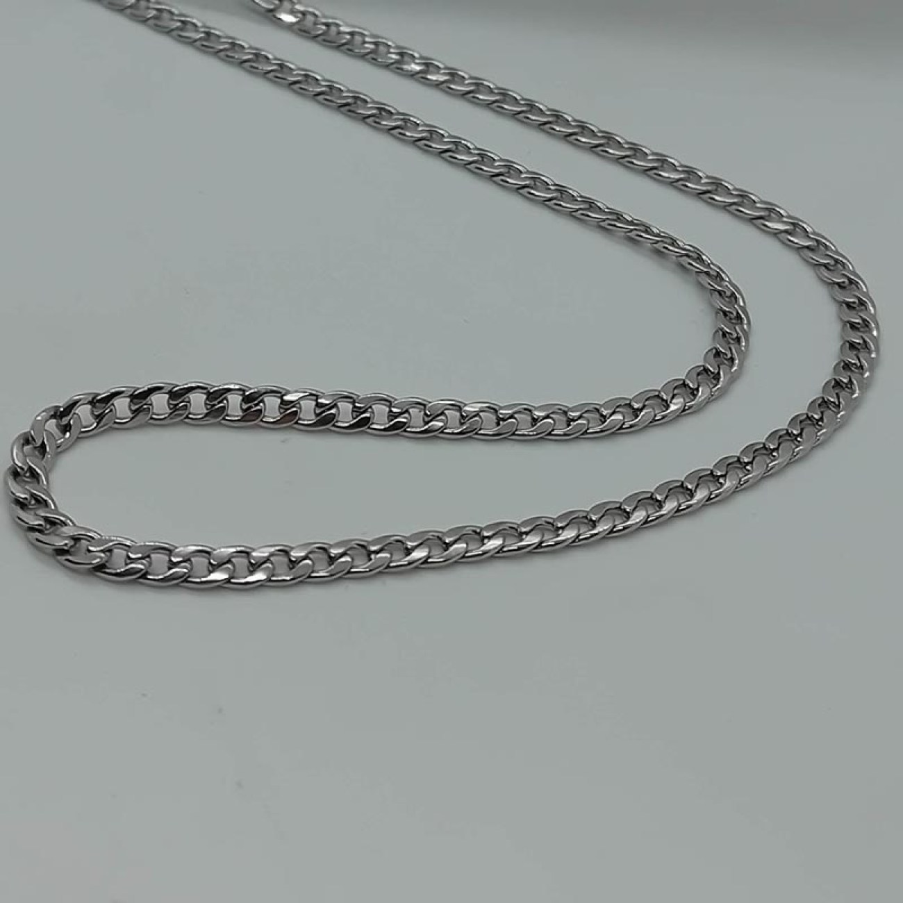 ΑΤΣΑΛΙΝΗ ΑΛΥΣΙΔΑ ΛΑΙΜΟΥ