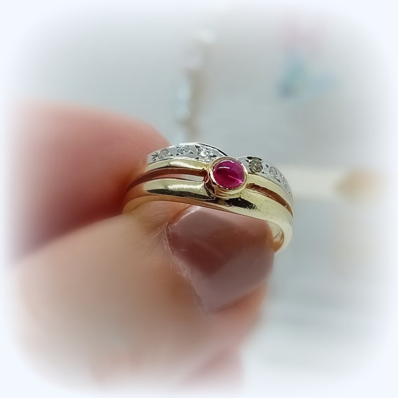 Χρυσό δαχτυλίδι Κ14 με ρουμπίνι