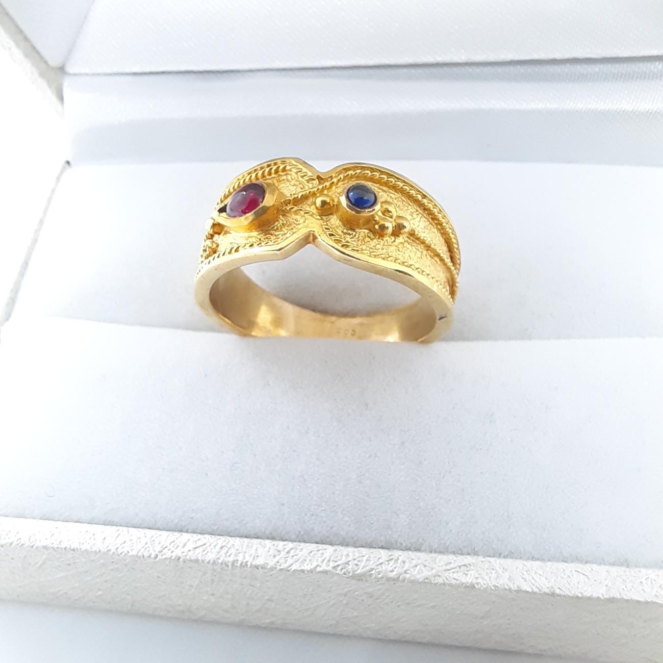 Χρυσό δαχτυλίδι ρουμπίνι ζαφείρι