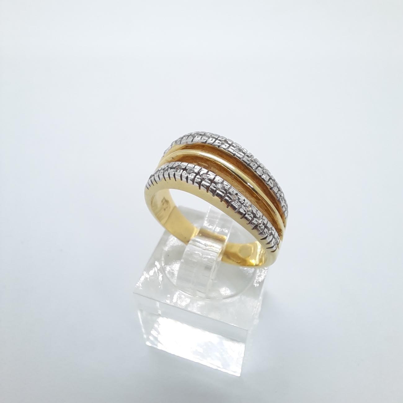 Χρυσό δαχτυλίδι Κ14 με σειρές