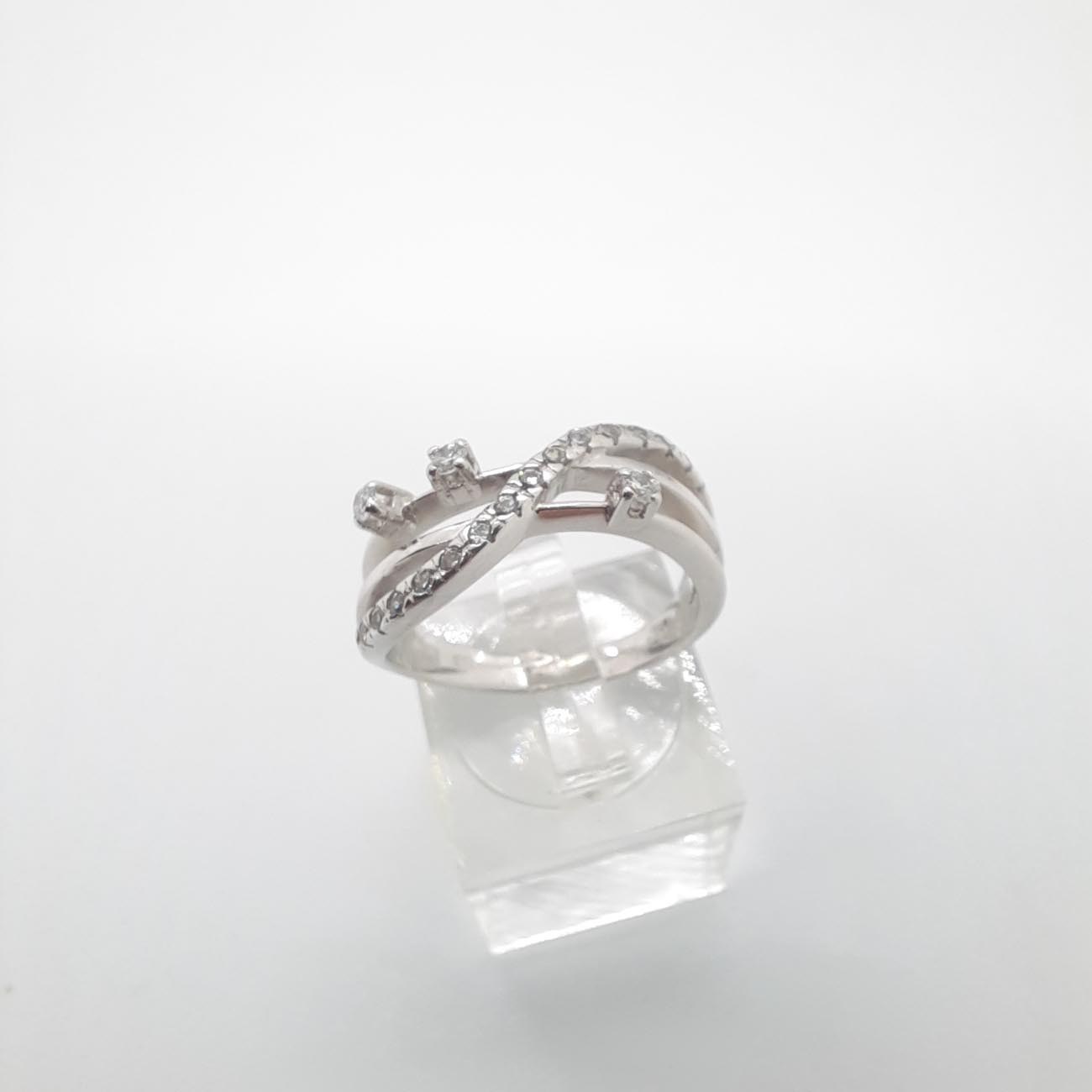 Λευκόχρυσο δαχτυλίδι Κ14 με ζιργκόν