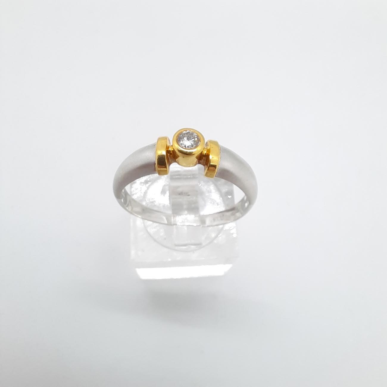 Δαχτυλίδι διαμάντι Κ18 gold finesse 