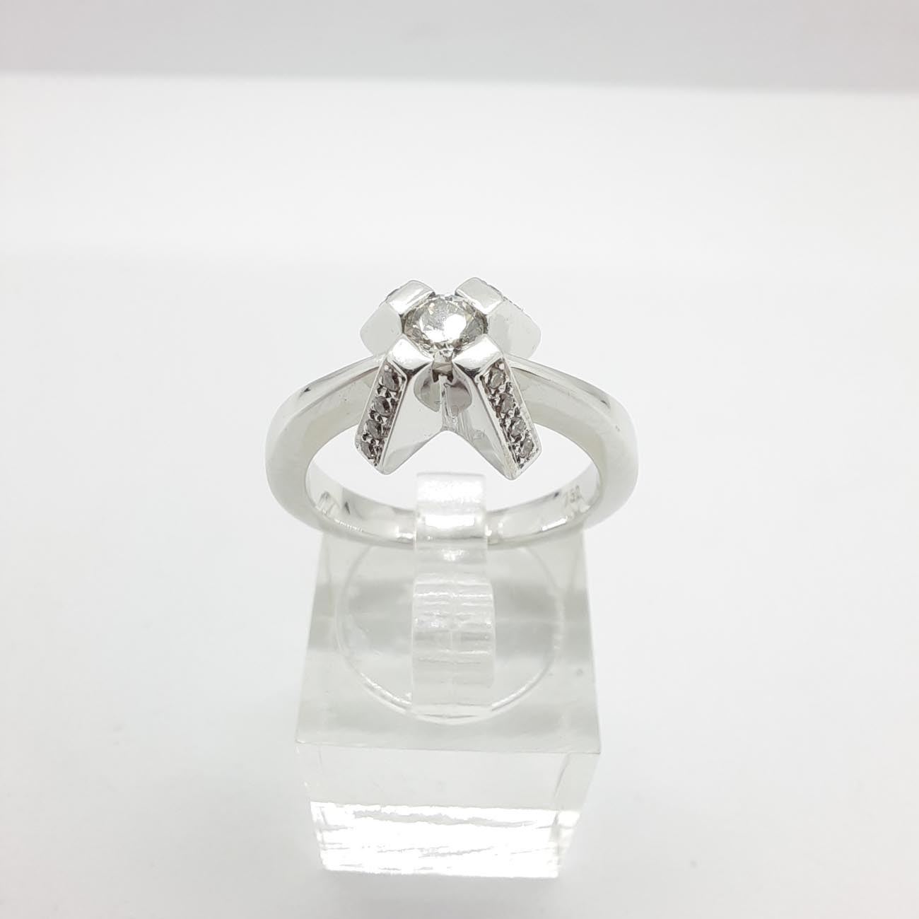 Δαχτυλίδι διαμάντι K18 imperiale