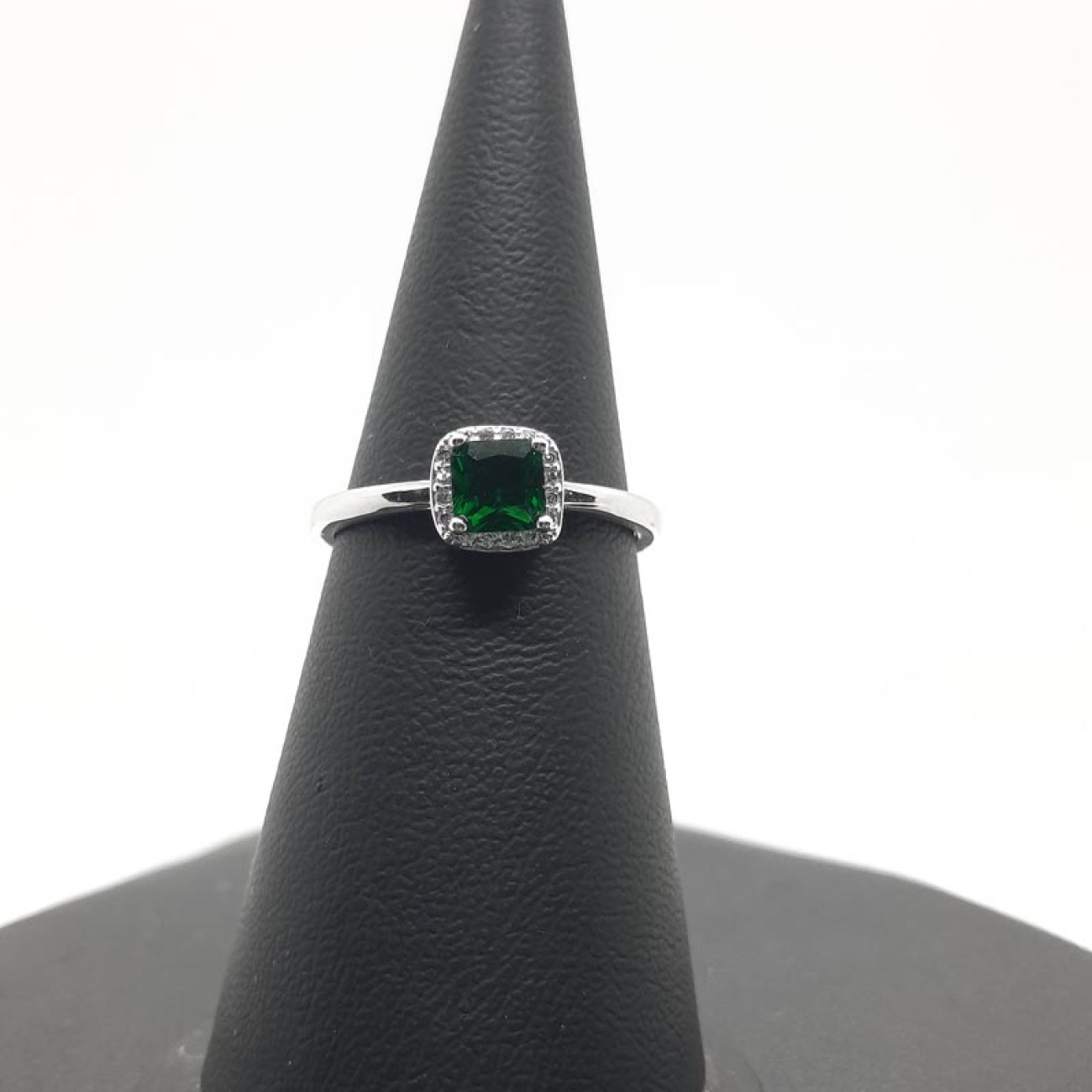 Ασημένιο δαχτυλίδι esmeralda