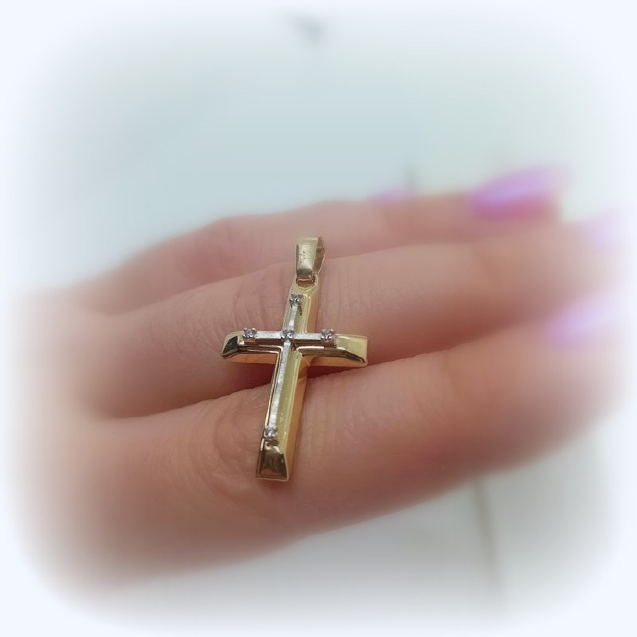 Χρυσός σταυρός γεωμετρικό design