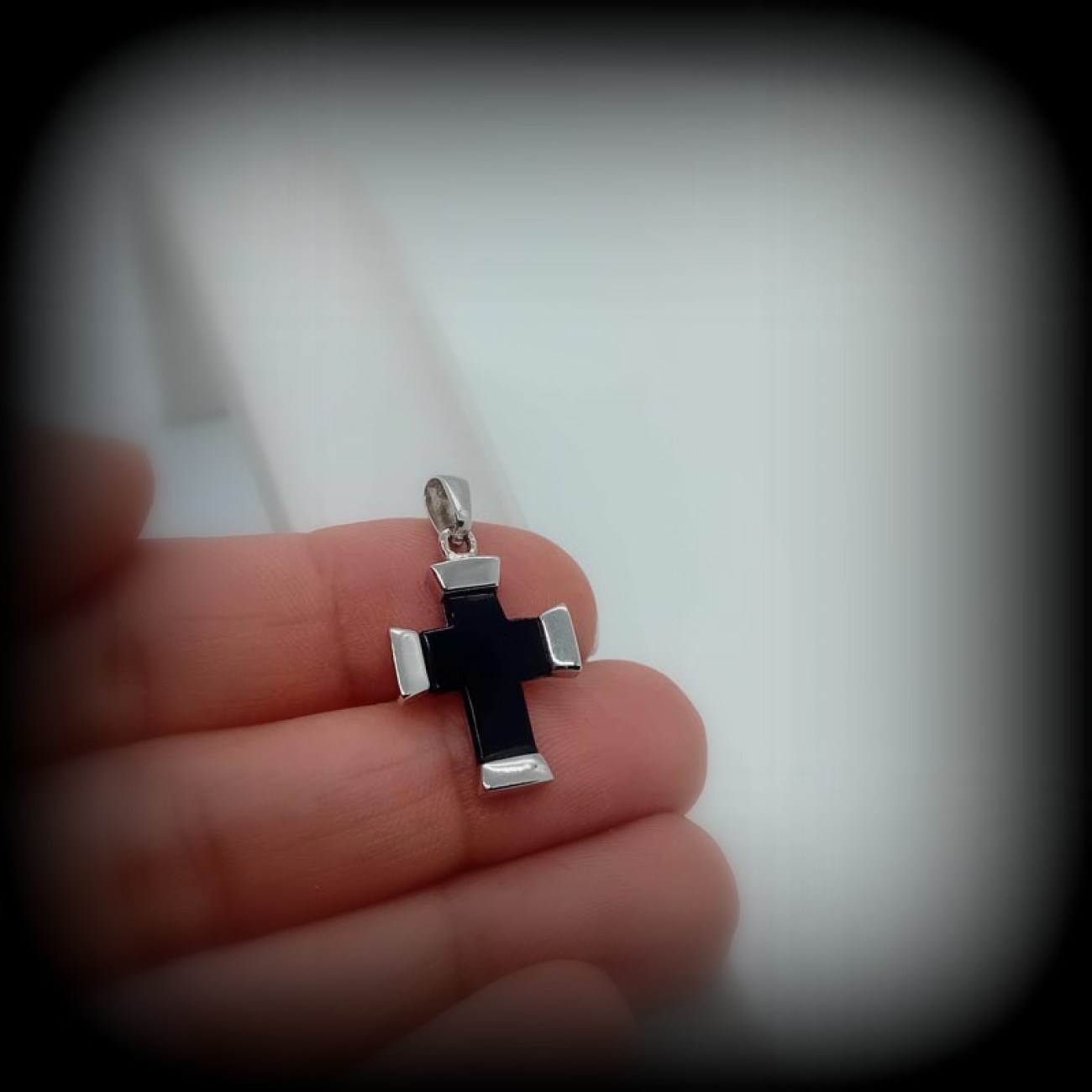 Ασημένιος σταυρός black contrast ντουμπλ-φας