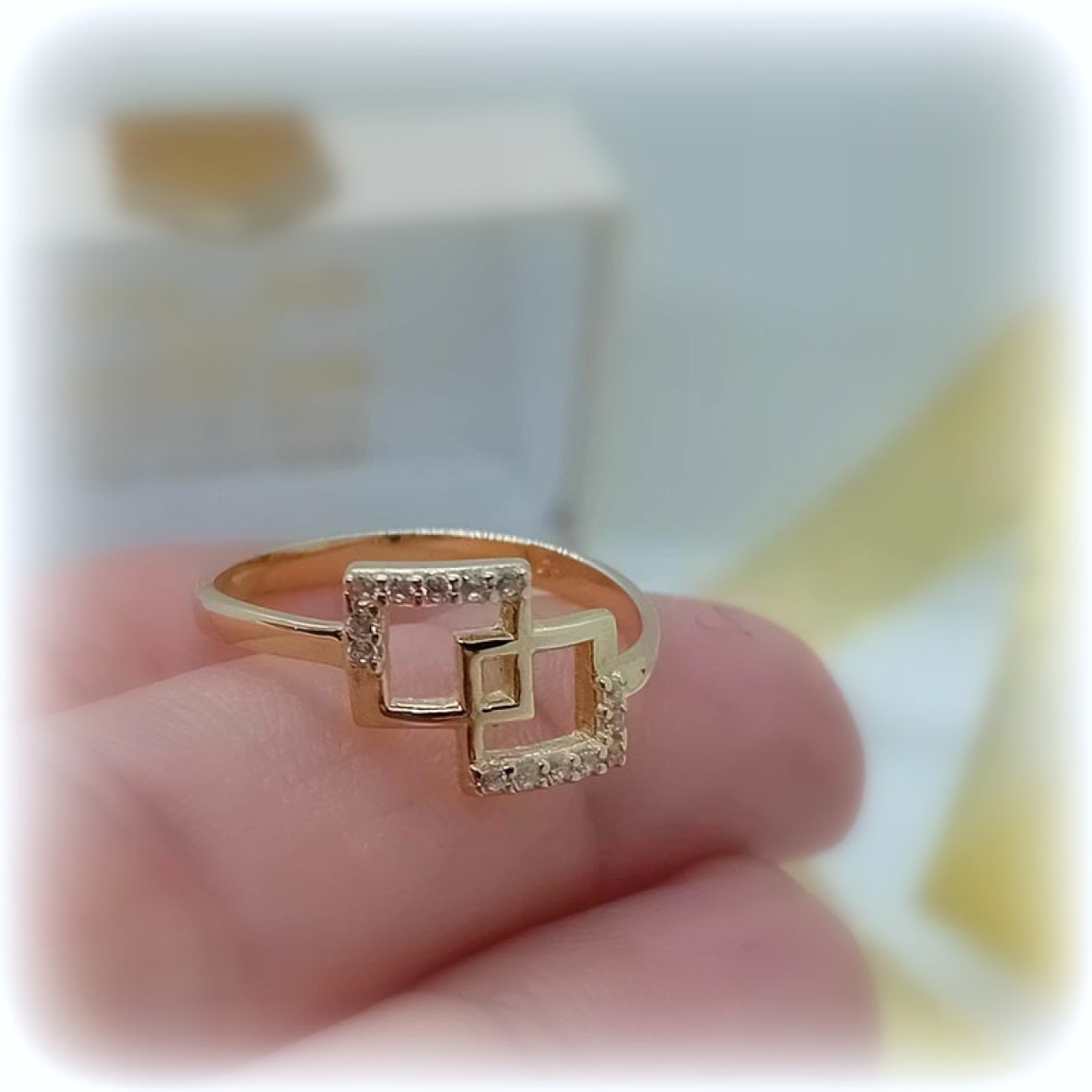 Δαχτυλίδι χρυσό γεωμετρικό design "ένωση"