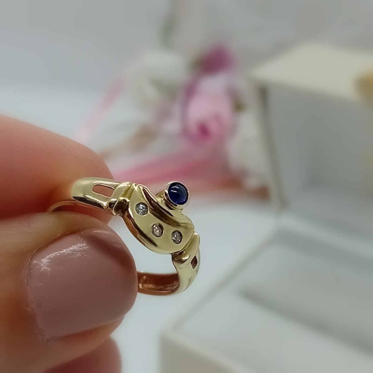 Χρυσό δαχτυλίδι Κ14 Βυζαντινό στυλ με ζαφείρι