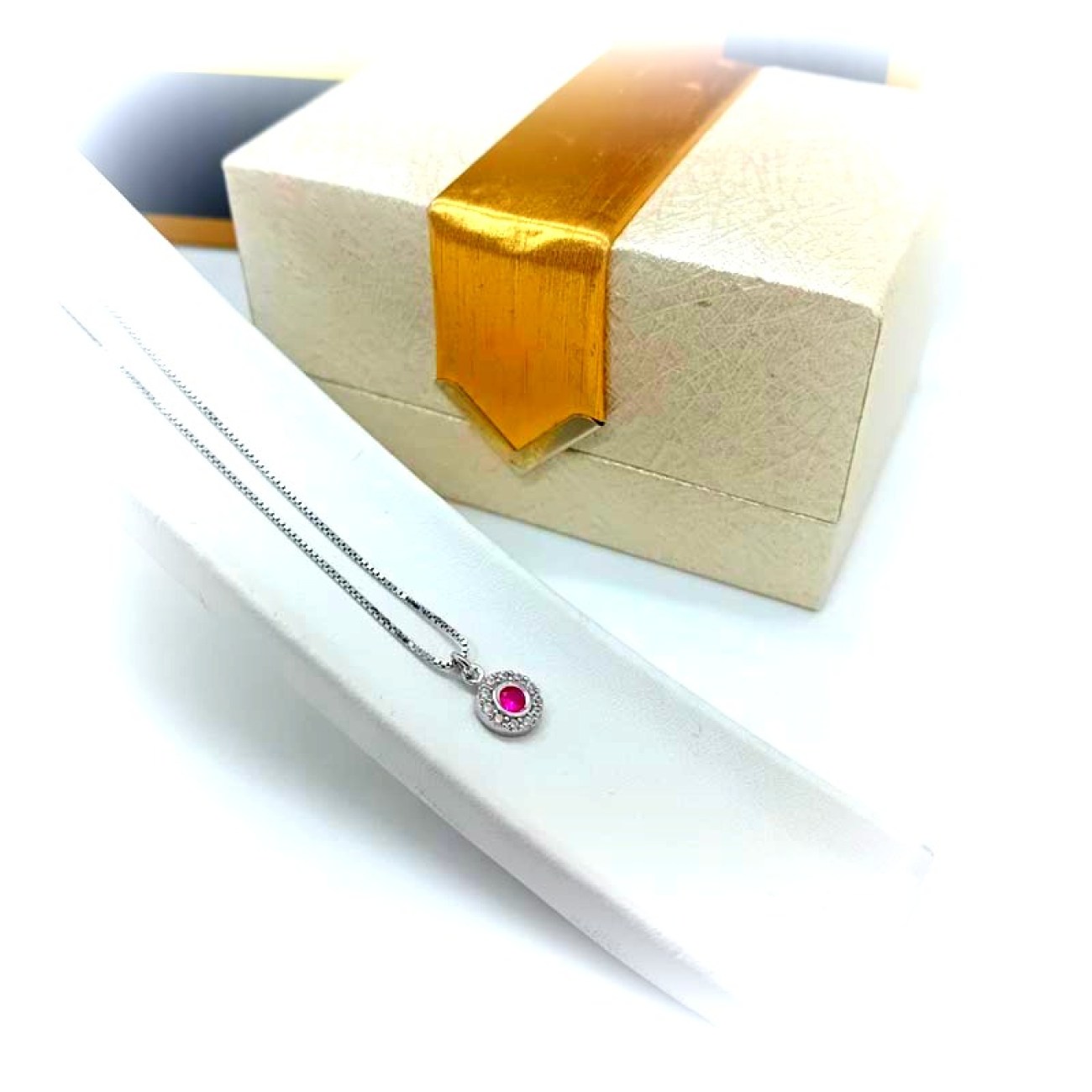 Ασημένιο κολιέ με ζιργκόν ροζ magenta