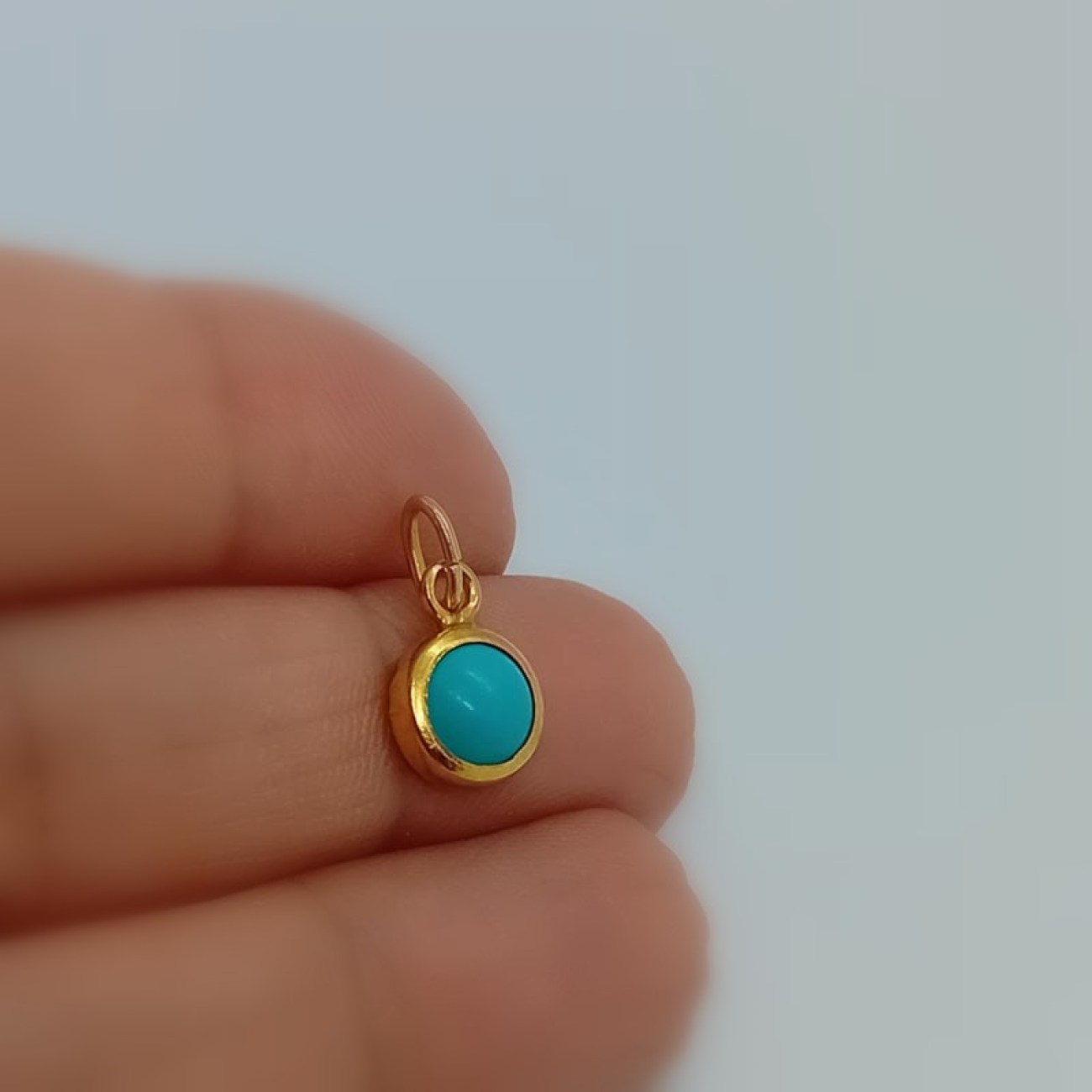 Χρυσό μενταγιόν στρογγυλό τυρκουάζ Κ14